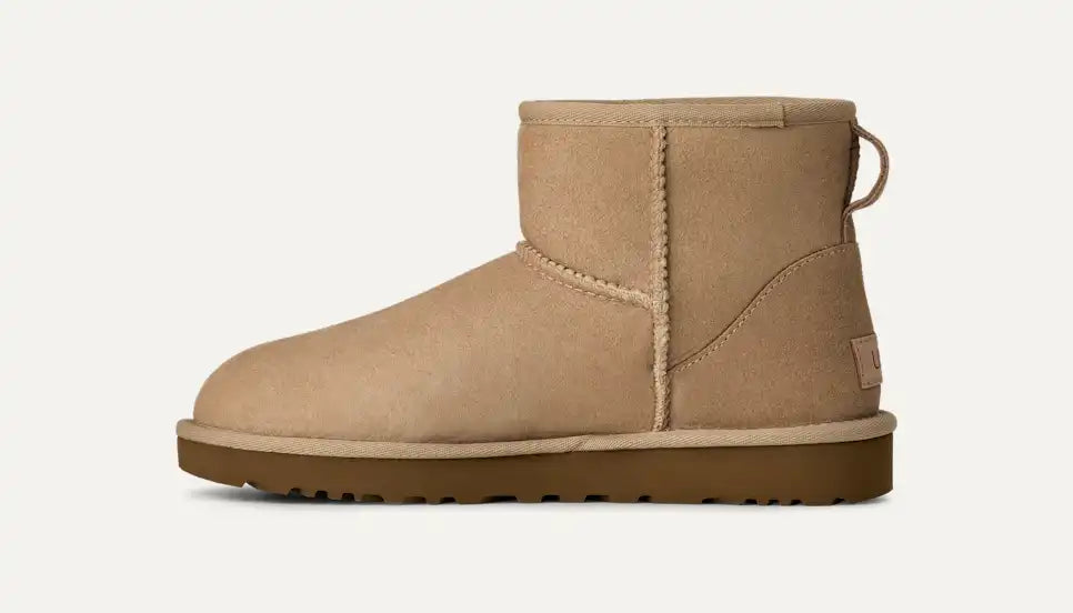 UGG Botte Classic Mini II