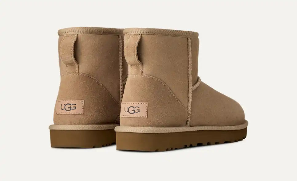 UGG Botte Classic Mini II